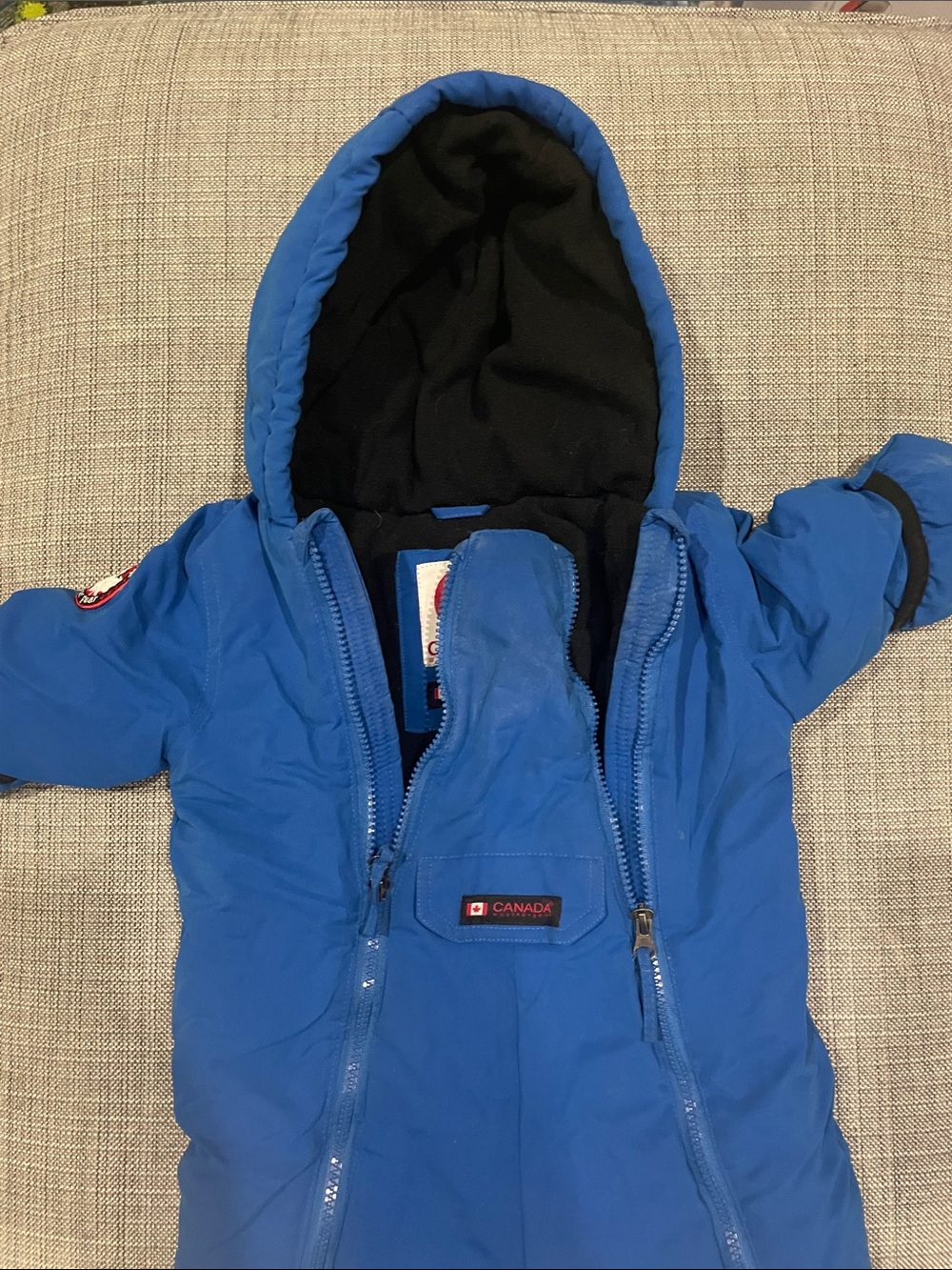 Canada Goose Kids Puffer Jacket in Bright Blue with Black Lining